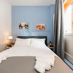 Tiro In The Center Of Guest house 3*