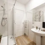 Tiro In The Center Of Guest house