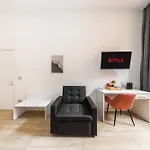 Guest house Tiro In The Center Of 3*
